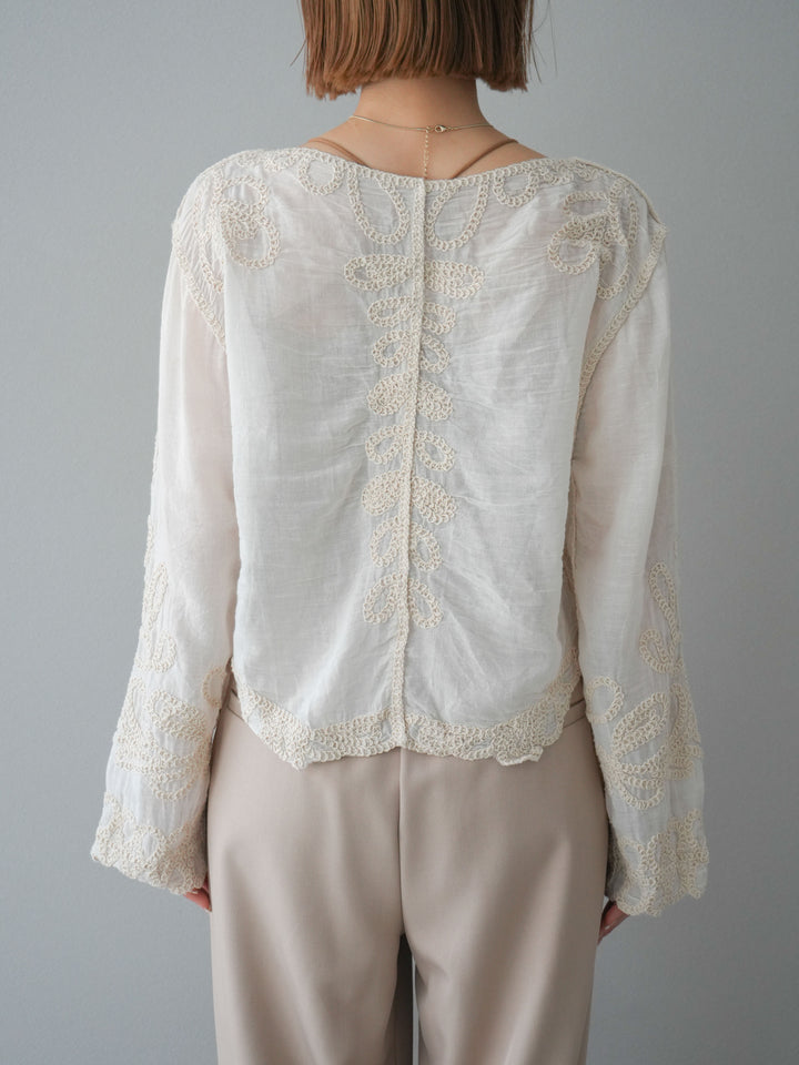 [預訂] 鉤針設計襯衫/象牙色