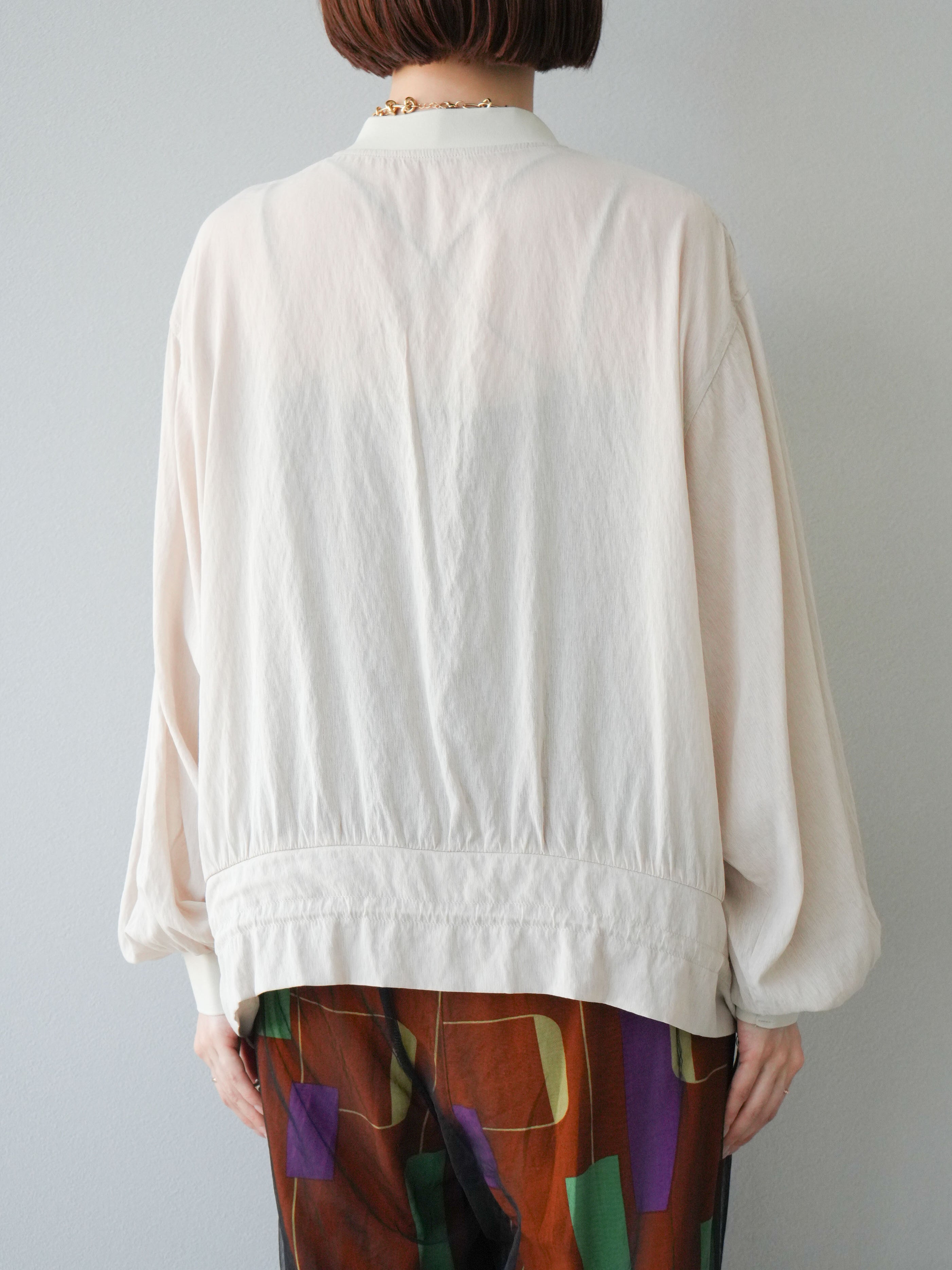 予約]ワッシャーシアーブルゾン/アイボリー – Lumier