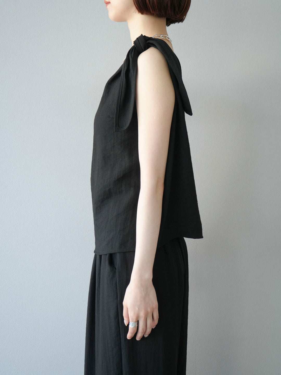 [SET]アシンメトリーショルダーデザイントップス＆ワイドパンツSET UP(2set)