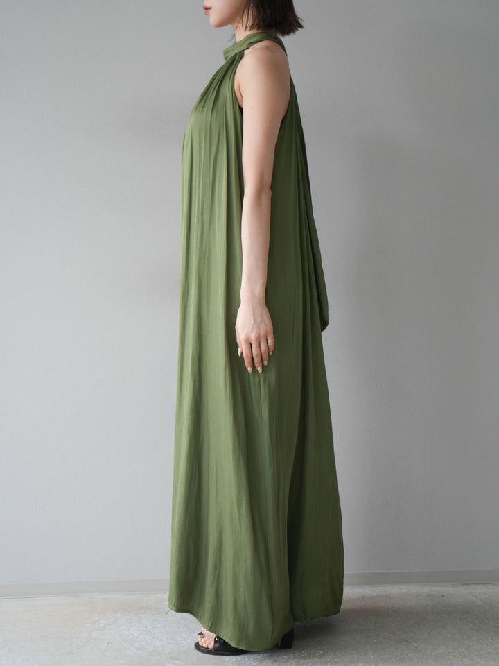 [予約]シャイニーホルターワンピース/グリーン
