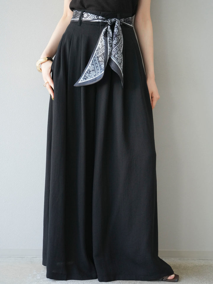 [予約]スカーフベルト付3タックワイドパンツ/ブラック