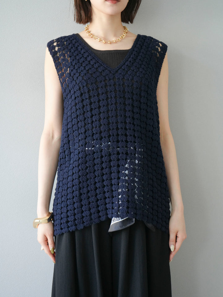 [予約]レースアップクロシェ編みニットベスト/ネイビー