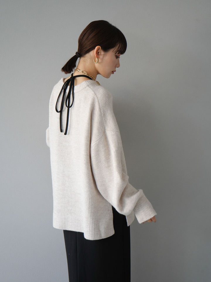 [予約]サイドスリットクルーネックニットプルオーバー/オートミール