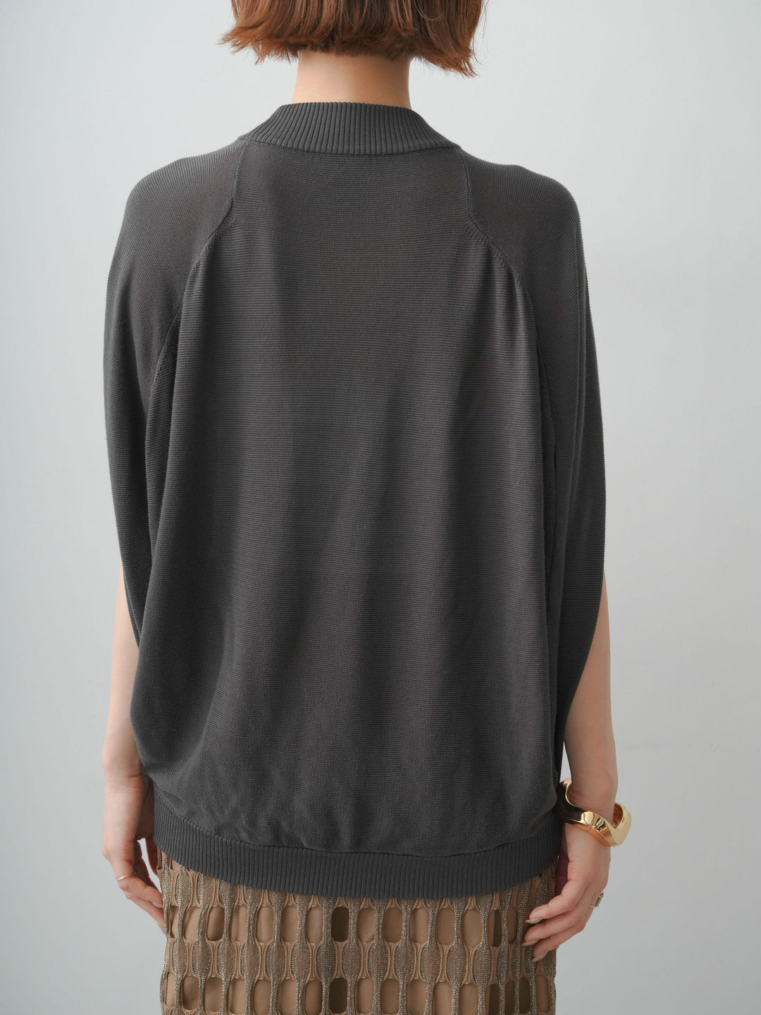 [予約]ボトルネックドロップショルダーニットトップス/charcoal