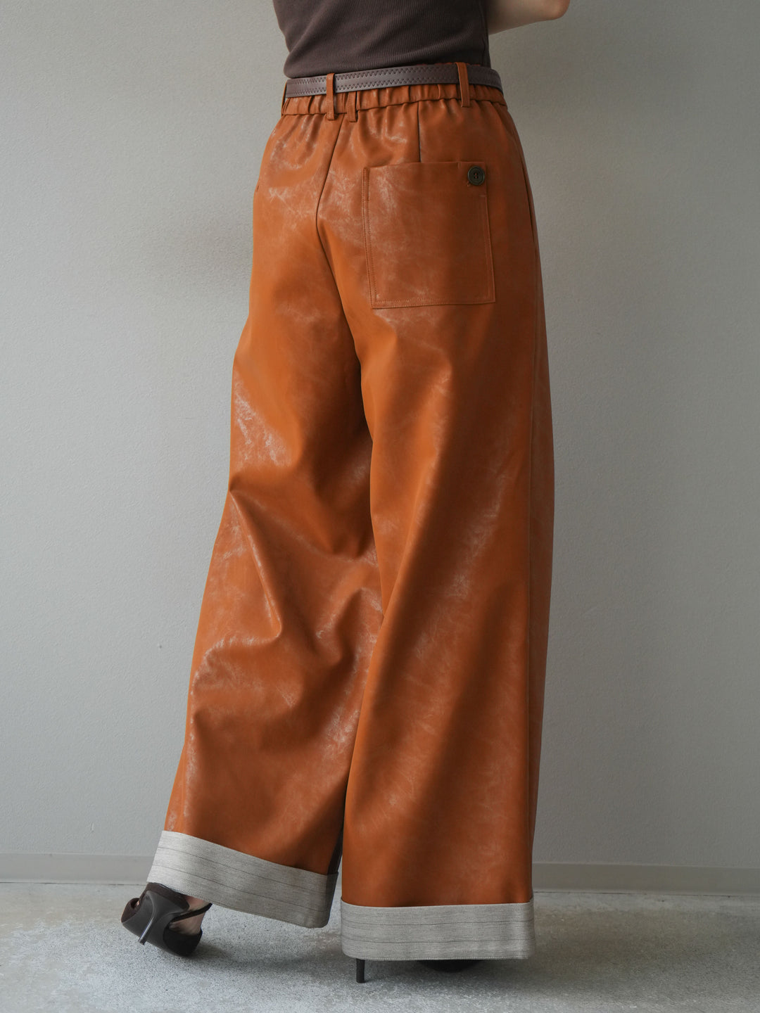 [予約]ベルト付折り返しレザーパンツ/orange