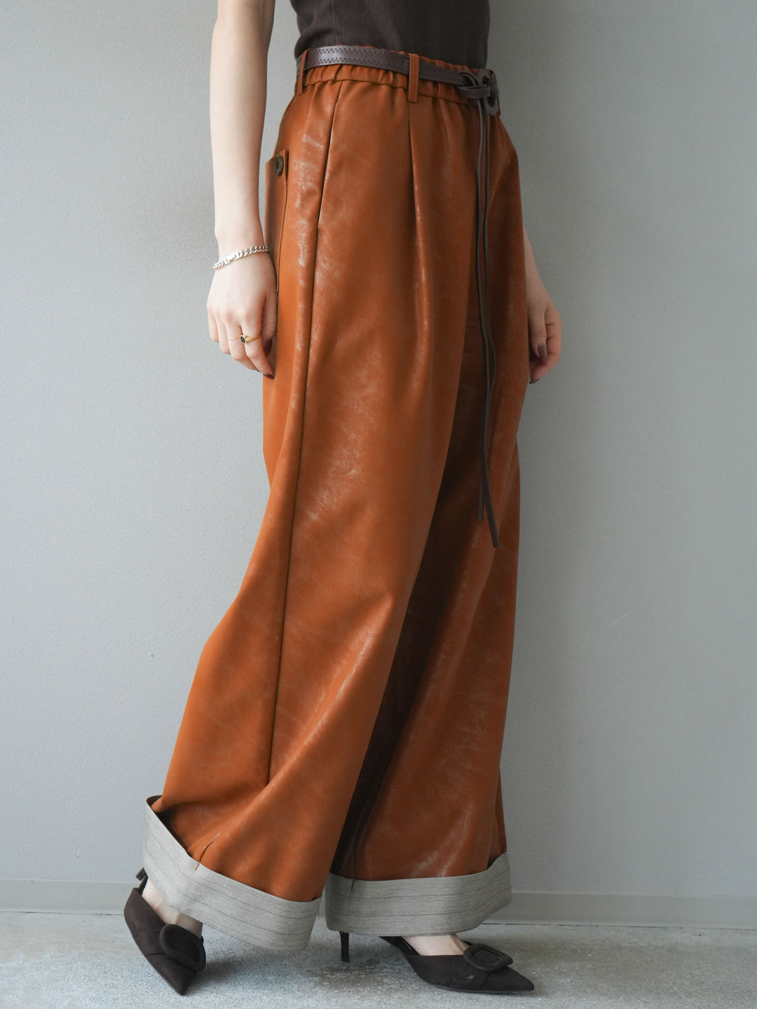 [予約]ベルト付折り返しレザーパンツ/orange