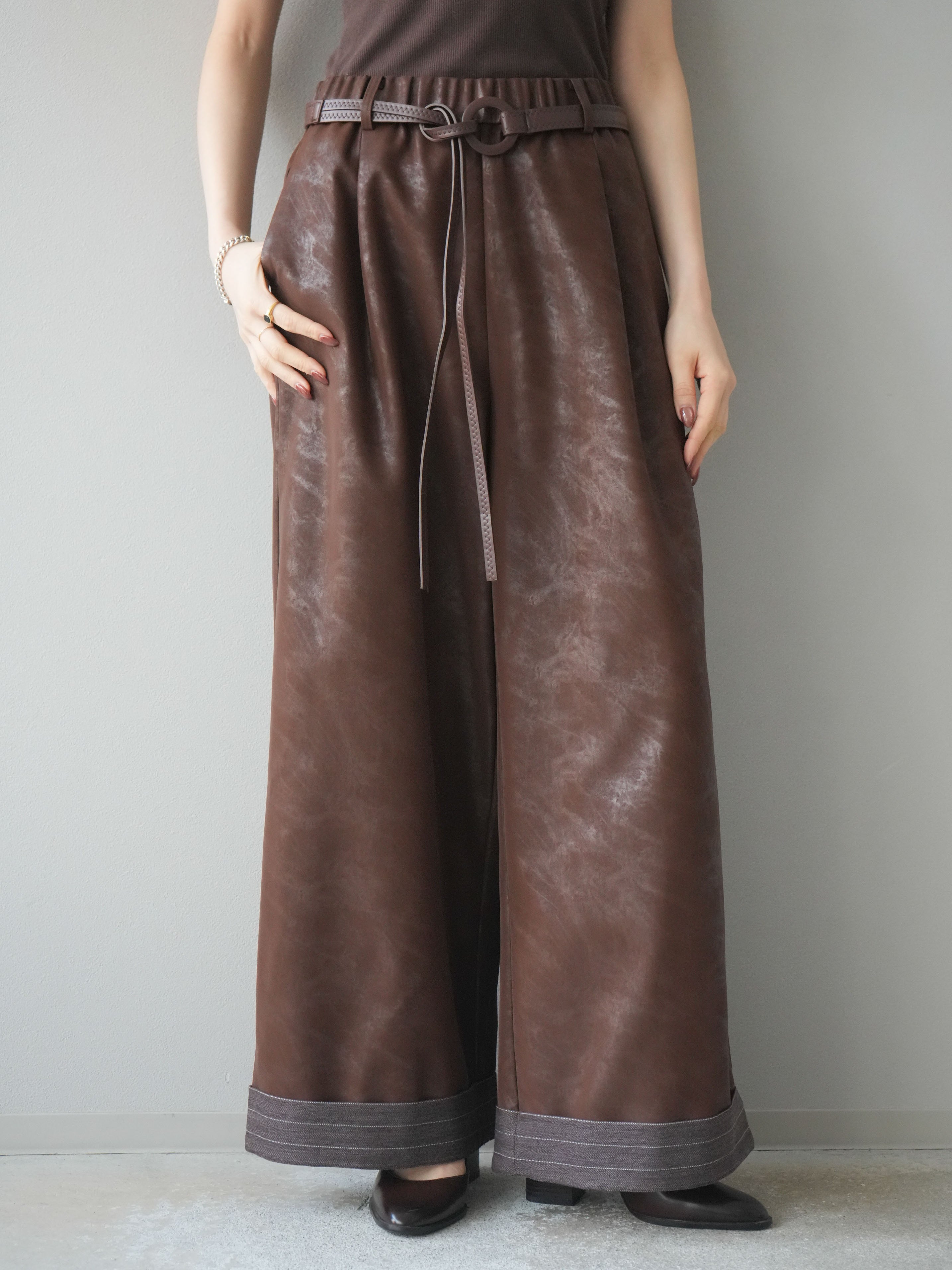 予約]ベルト付折り返しレザーパンツ/brown – Lumier