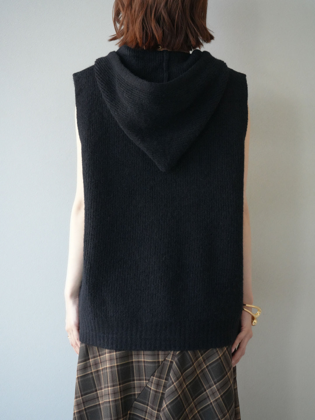 [予約]ノースリーブニットパーカー/ブラック