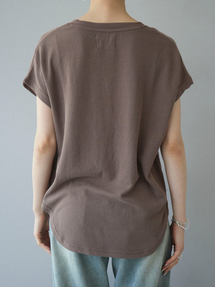 [Pre-order] Henley neck thermal top/brown
