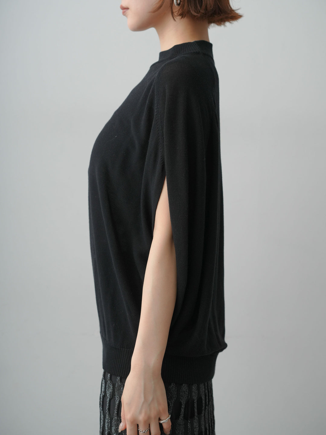 [予約]ボトルネックドロップショルダーニットトップス/black