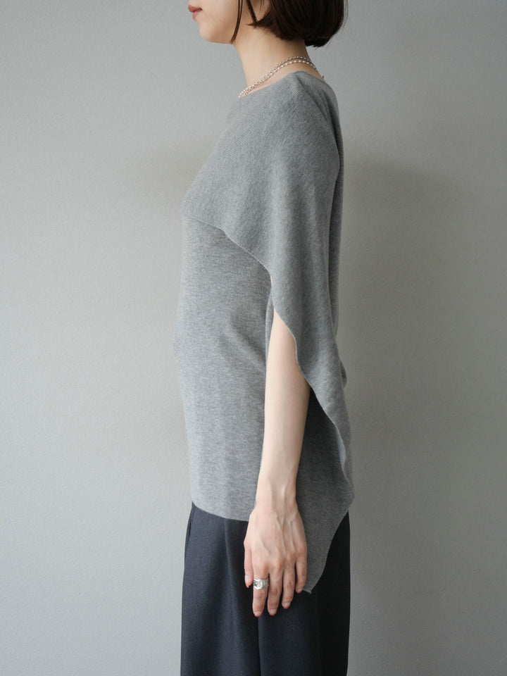 [予約]マントデザインスリットドルマンニット/グレー