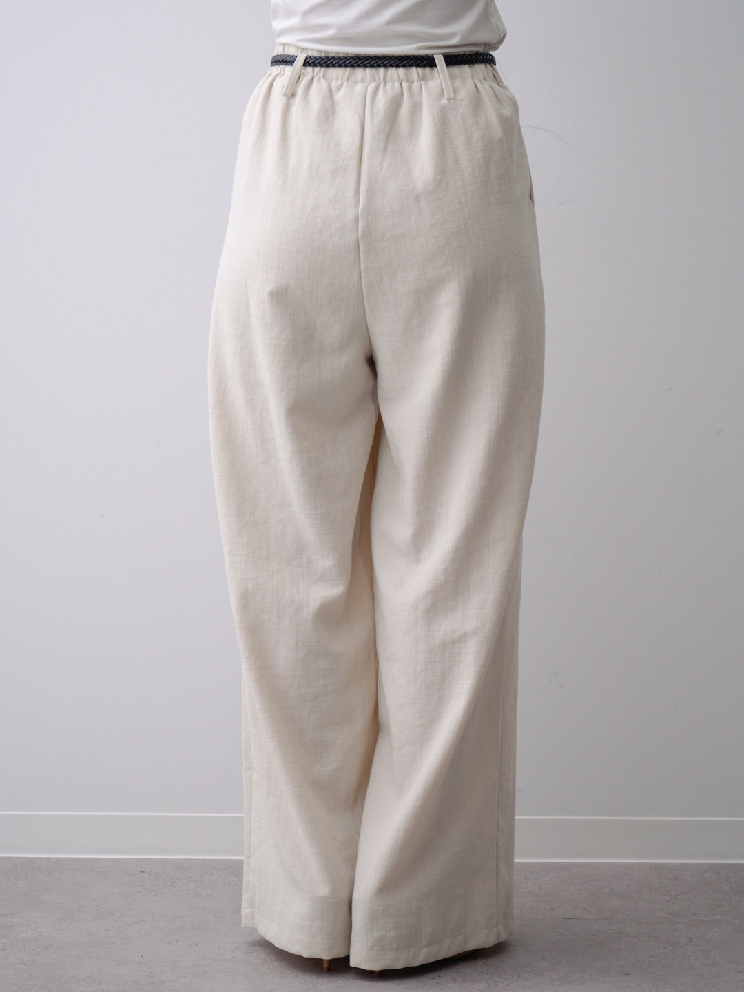 [予約]メッシュベルト付リネンライクパンツ/beige
