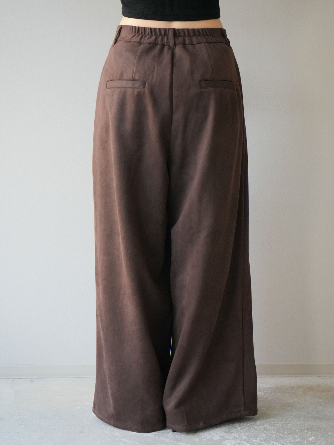 [予約]スウェードタックワイドパンツ/ブラウン