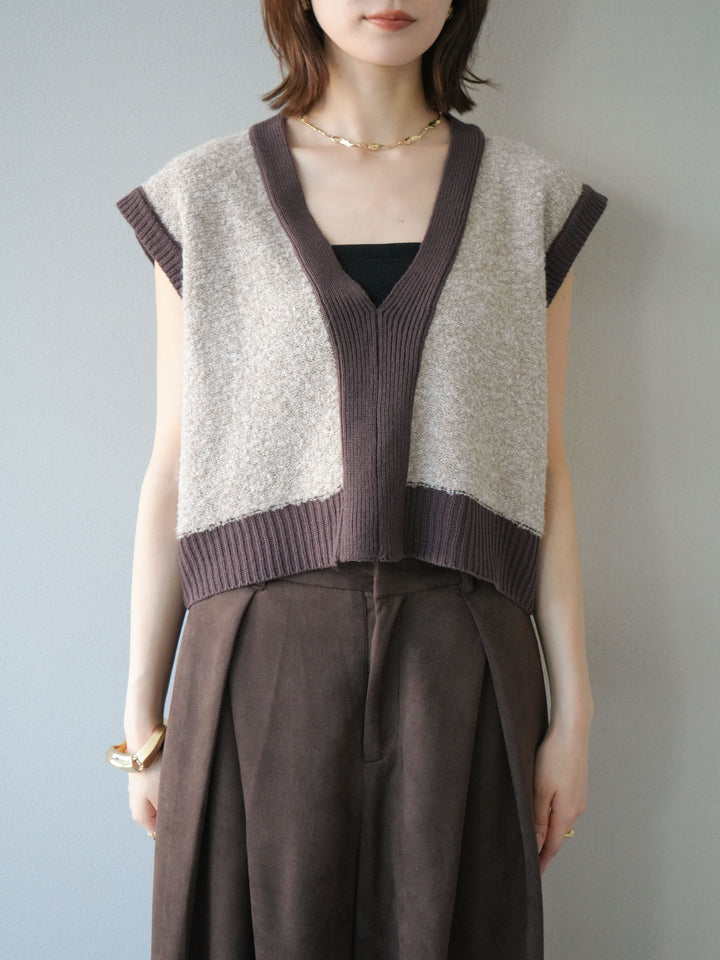 [予約]ブークレバイカラーニットベスト/ベージュ