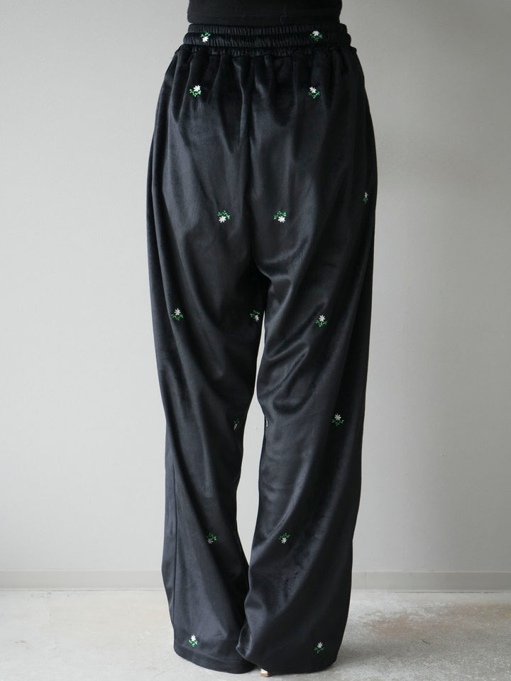 [予約]フラワー刺繍イージーパンツ/ブラック