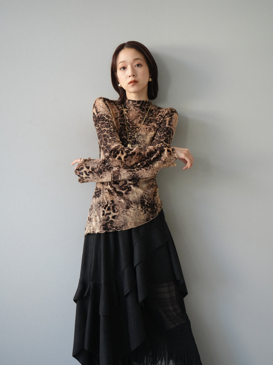 [予約]アシンメトリーアニマル柄シアートップス/ブラウン