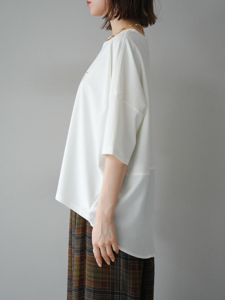 [予約]異素材メタリックロゴ刺繍×プリントTシャツ/オフ