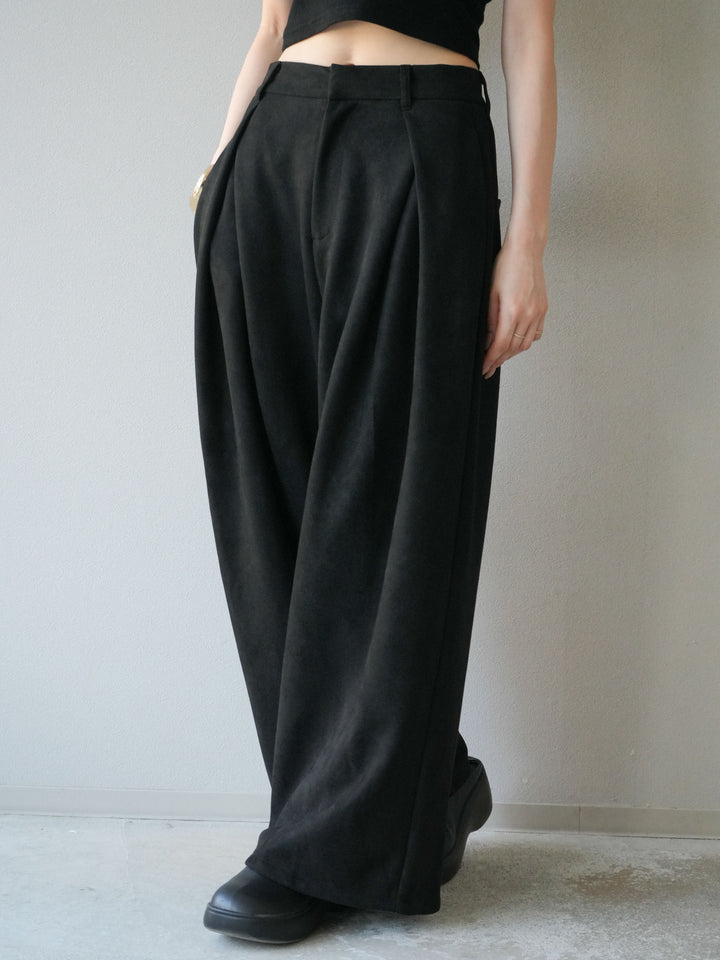 [予約]スウェードタックワイドパンツ/ブラック