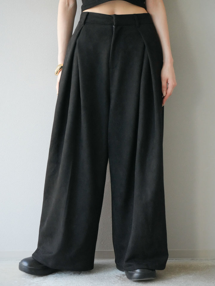[予約]スウェードタックワイドパンツ/ブラック