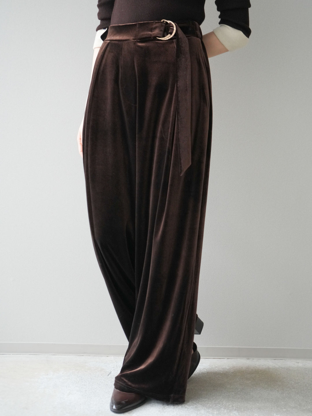 [予約]ベロアベルトスリムパンツ/brown