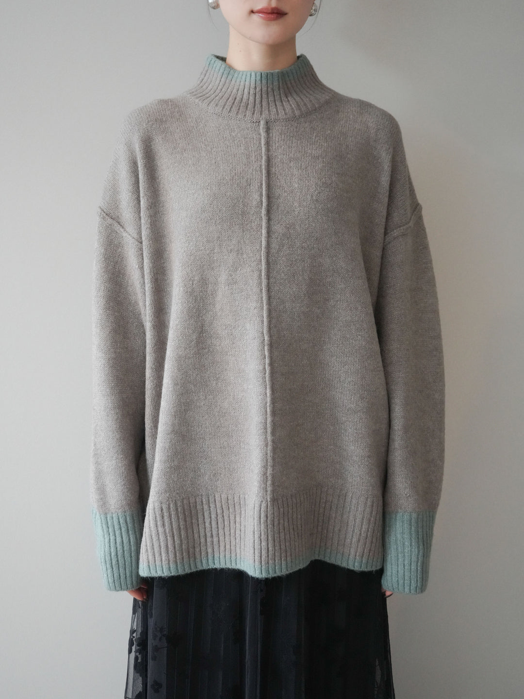 [予約]配色ハイネックニットプルオーバー/mosugraymint