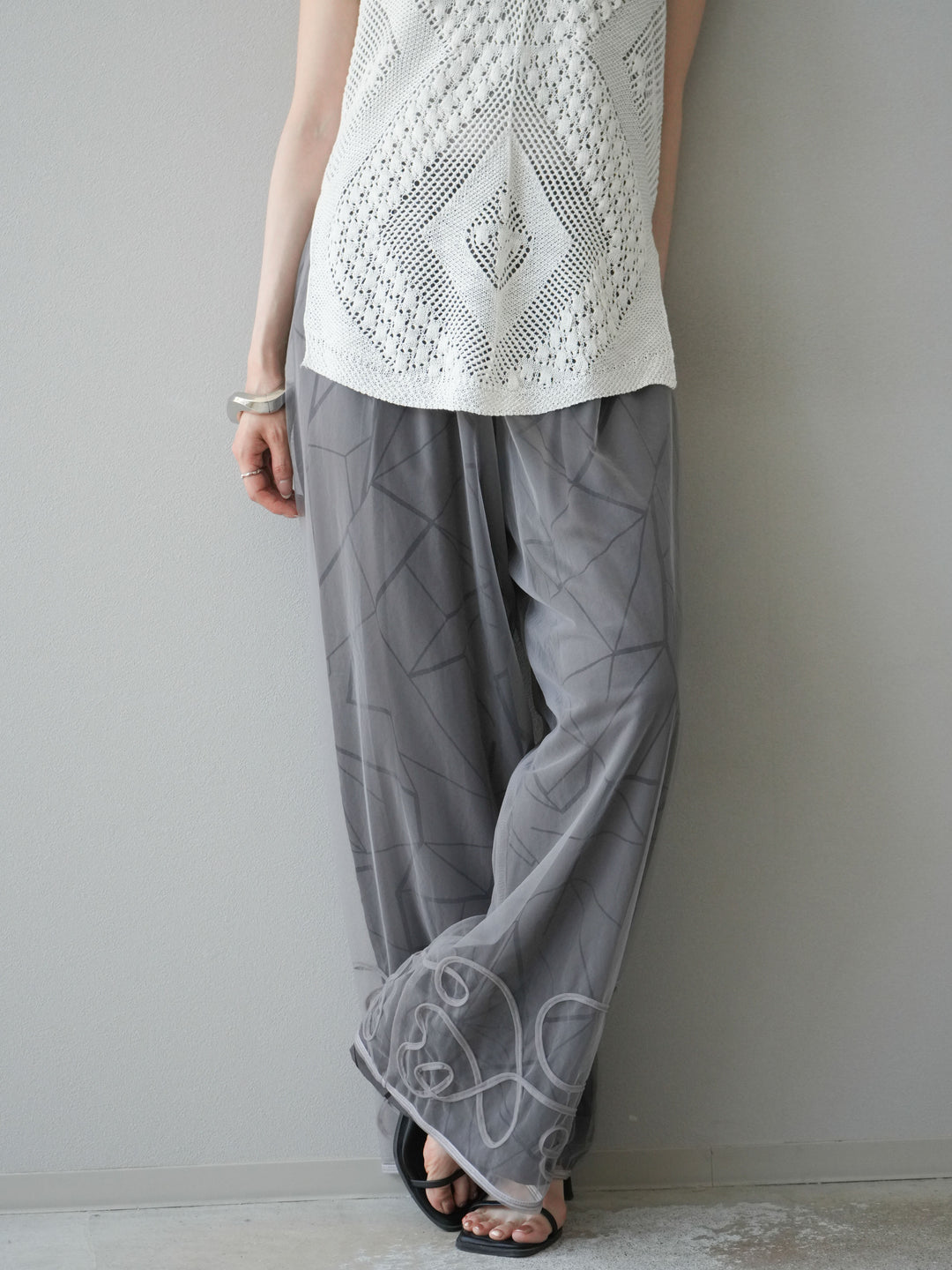 [2] 繩繡薄紗多層褲/灰色