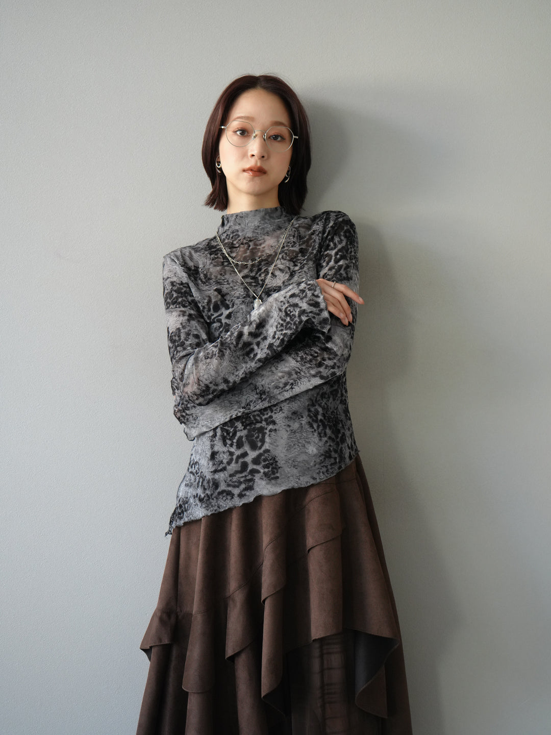 [予約]アシンメトリーアニマル柄シアートップス/グレー