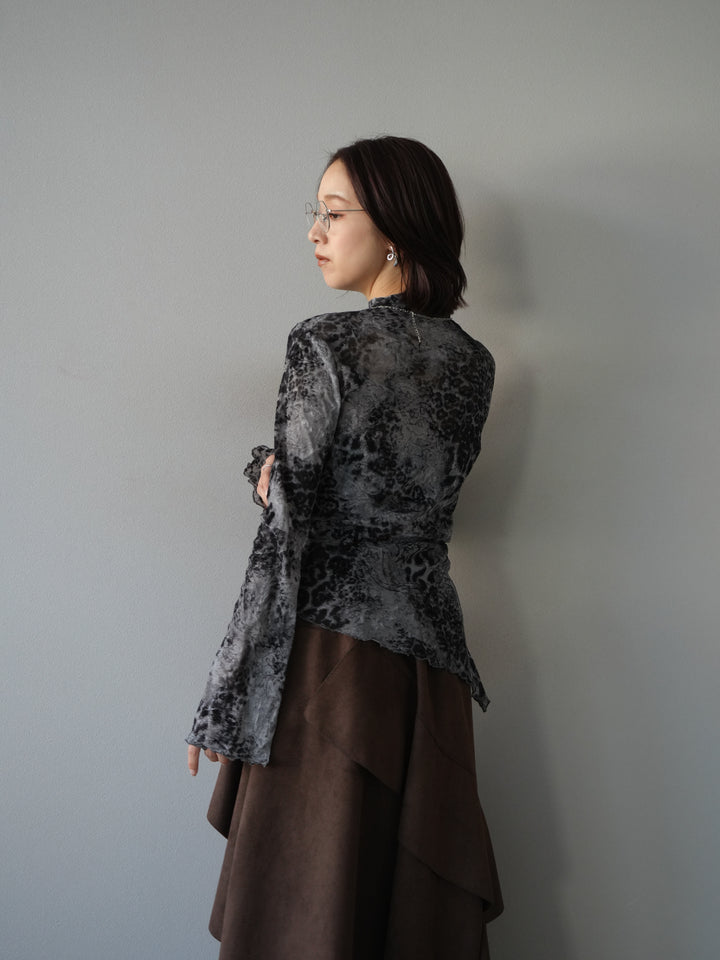 [予約]アシンメトリーアニマル柄シアートップス/グレー