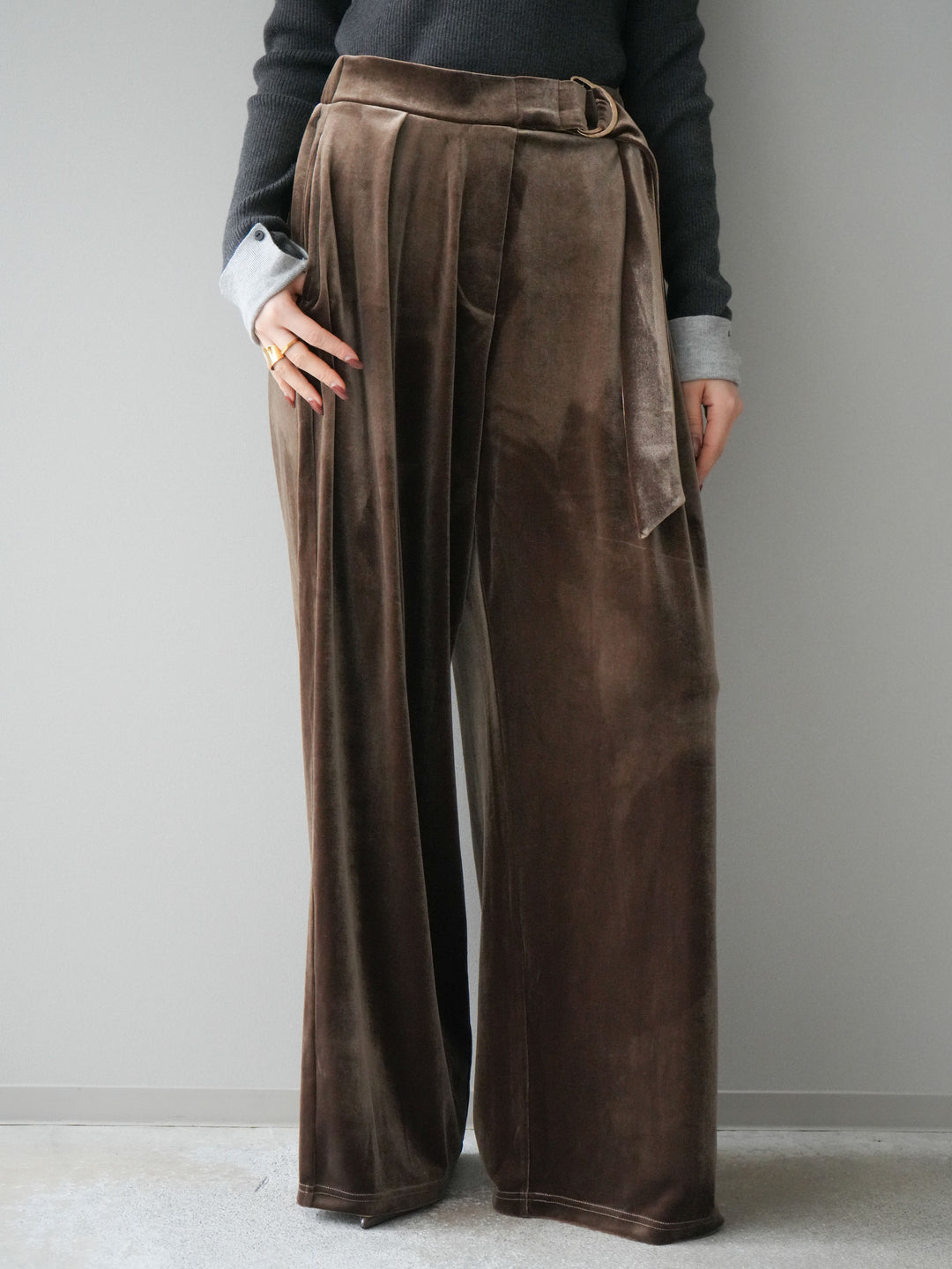 [予約]ベロアベルトスリムパンツ/camel