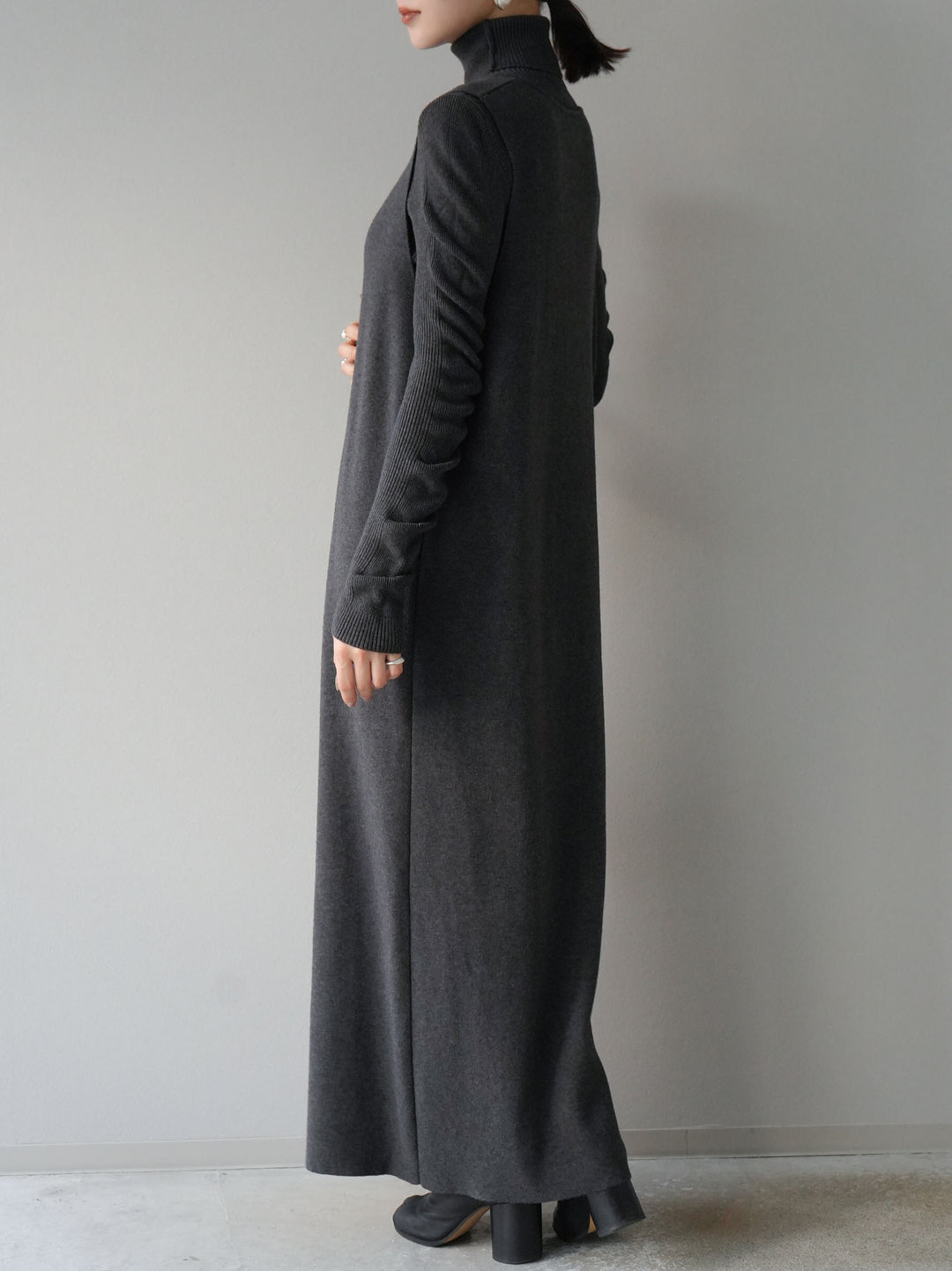 [SET] 設計袖高領針織＆無袖套裝 + 設計袖高領針織＆無袖套裝 (2set)