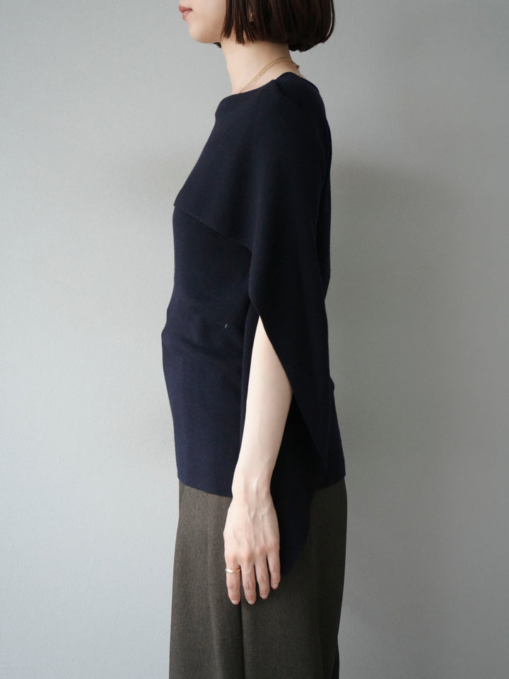 [予約]マントデザインスリットドルマンニット/ネイビー