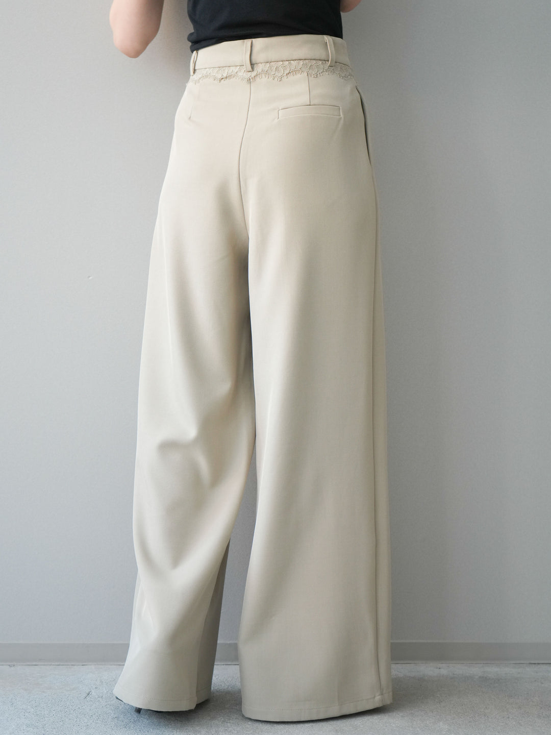 [予約]ウエストレースタックワイドパンツ/ivory