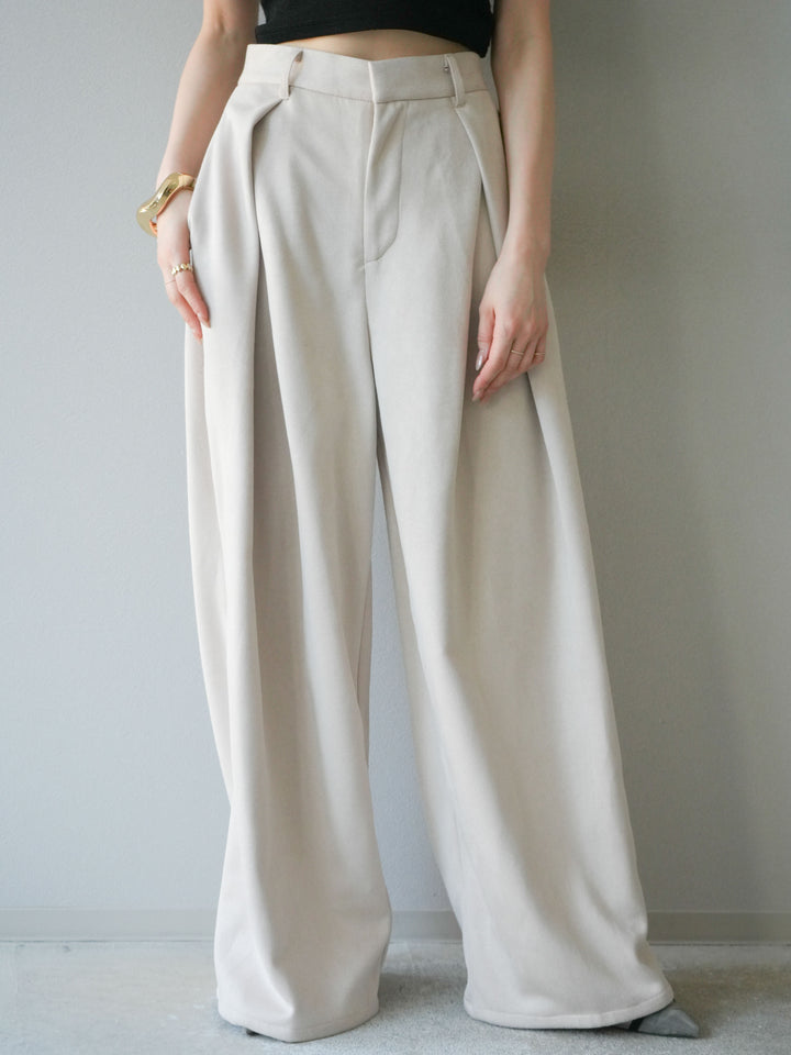 [予約]スウェードタックワイドパンツ/エクリュ