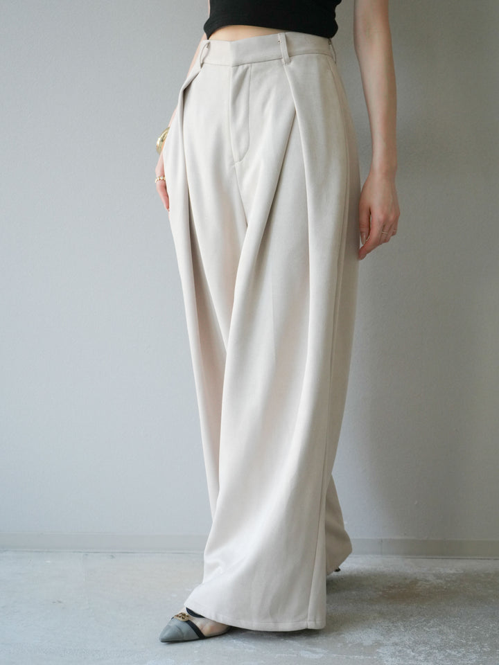 [予約]スウェードタックワイドパンツ/エクリュ