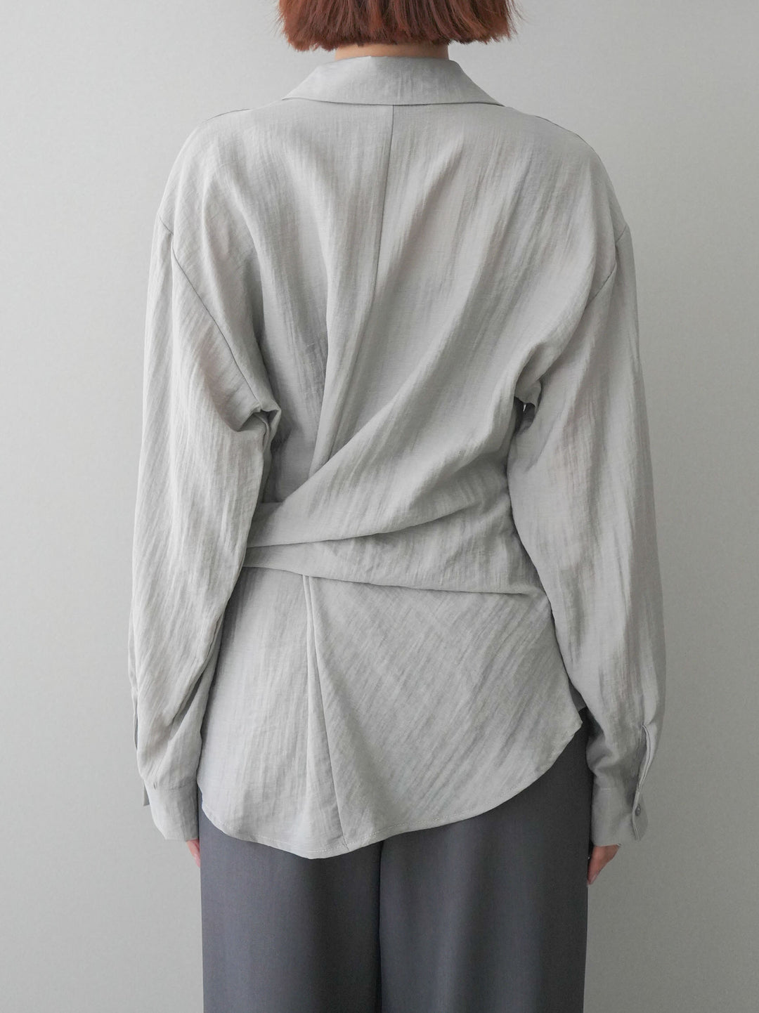 [予約]フロントアシンメトリーブラウス/gray
