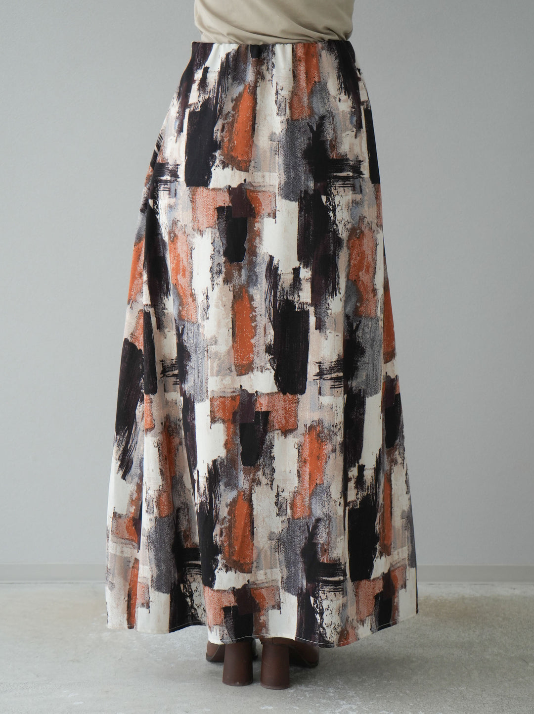 [予約]ペイント柄フレアロングスカート/ベージュ