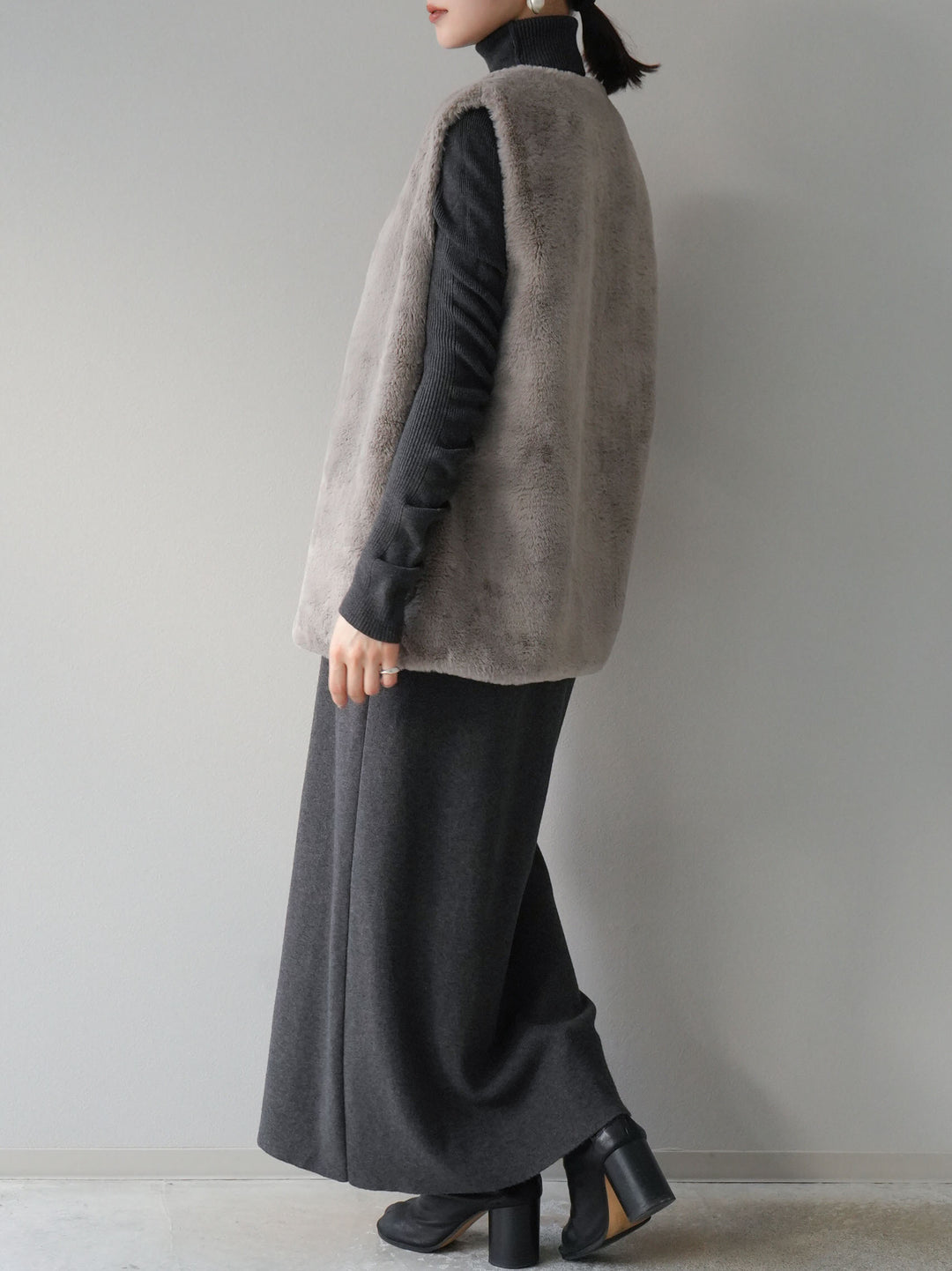 [SET] 設計袖高領針織＆無袖套裝 + 設計袖高領針織＆無袖套裝 (2set)