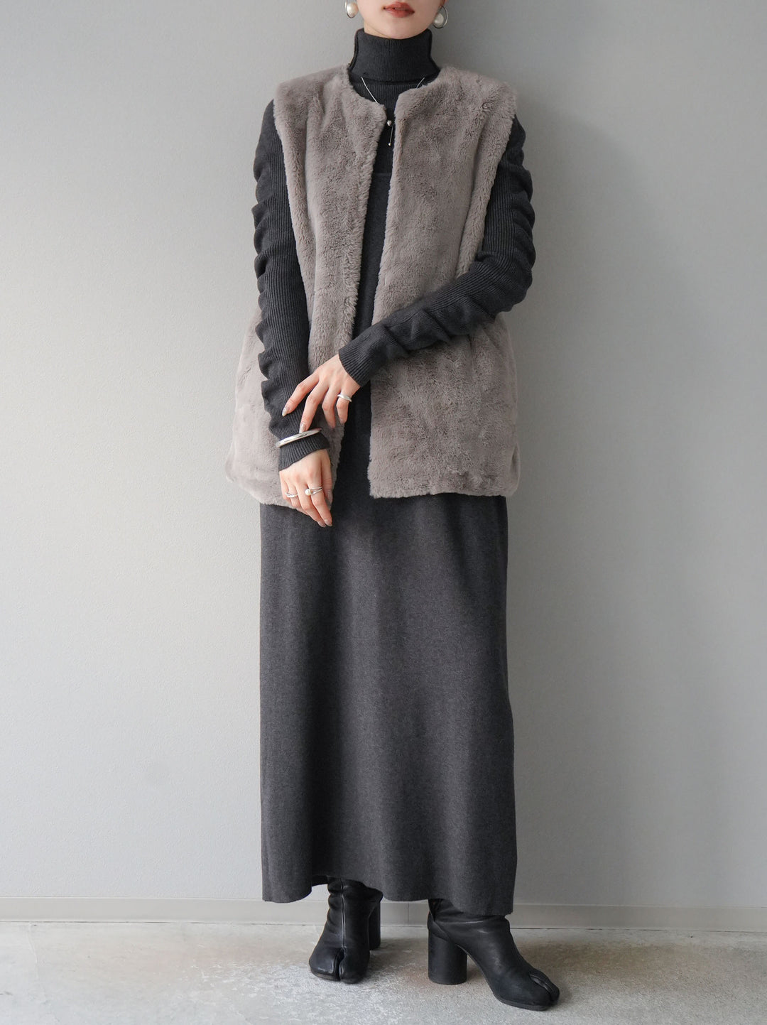 [SET] 設計袖高領針織＆無袖套裝 + 設計袖高領針織＆無袖套裝 (2set)