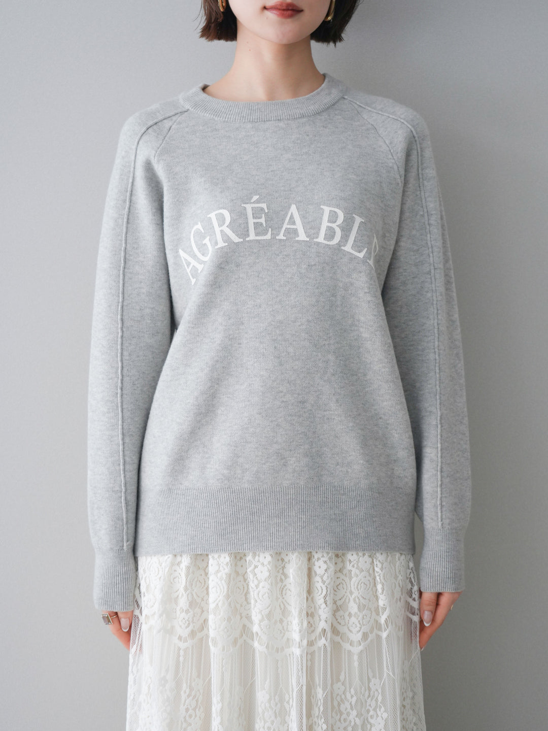 [予約]半ラバープリントロゴスウェットライクニットプルオーバー/mokugray