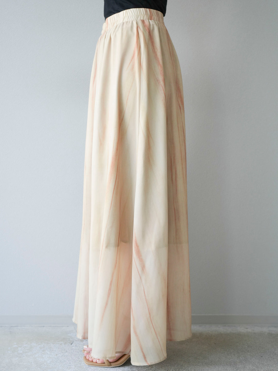 [SET] 細膩花紋V領襯衫＆喇叭裙（2套）