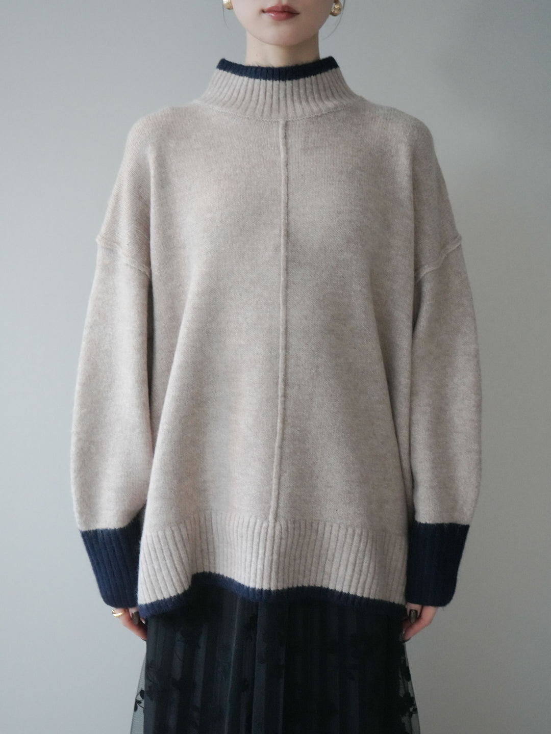 [予約]配色ハイネックニットプルオーバー/beigenavy