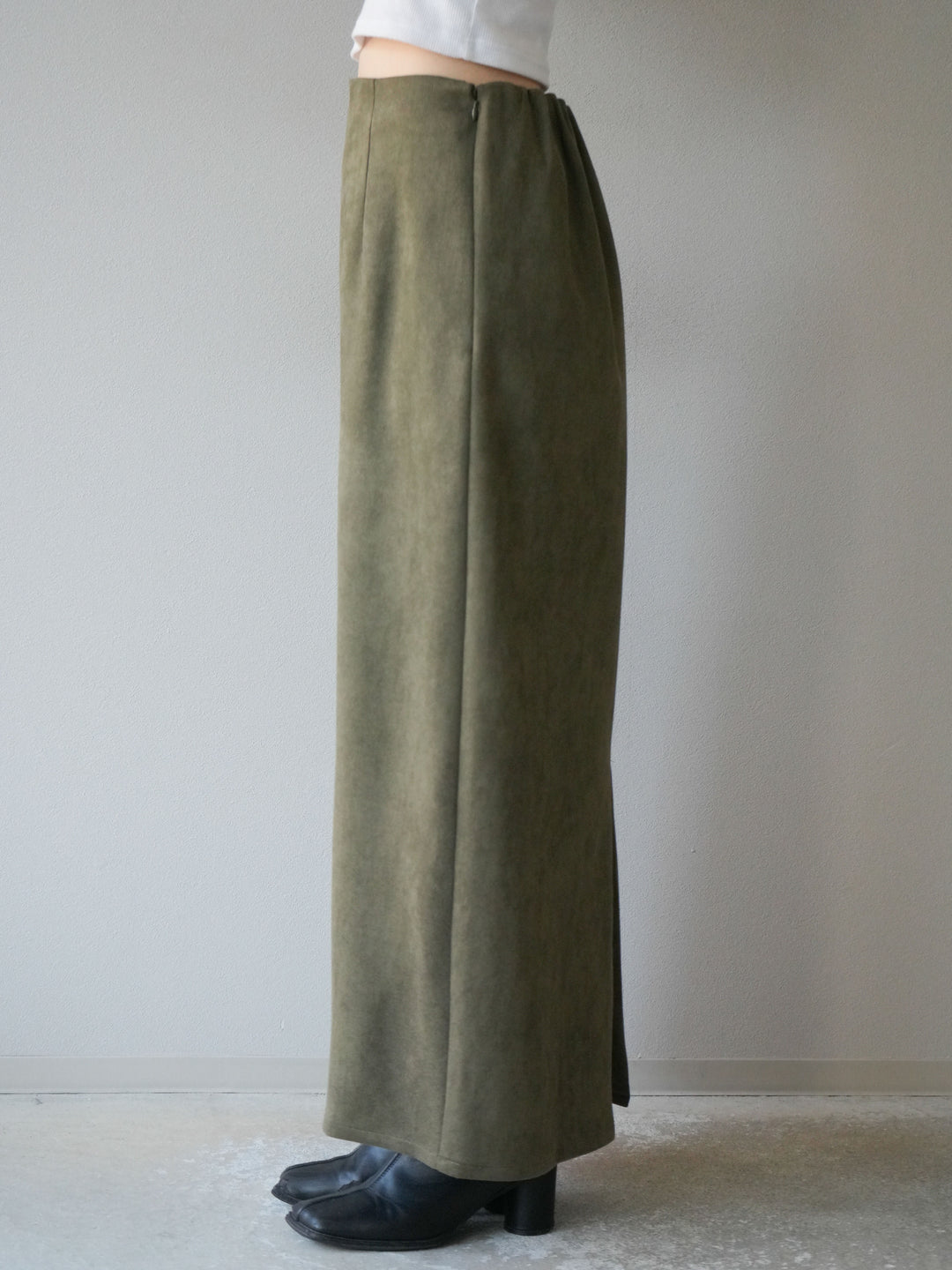 [予約]スウェードIラインスカート/カーキ