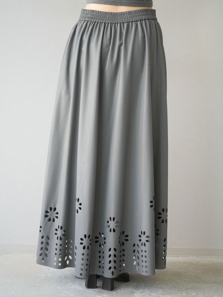 [予約]フラワーパンチングレザースカート/グレー