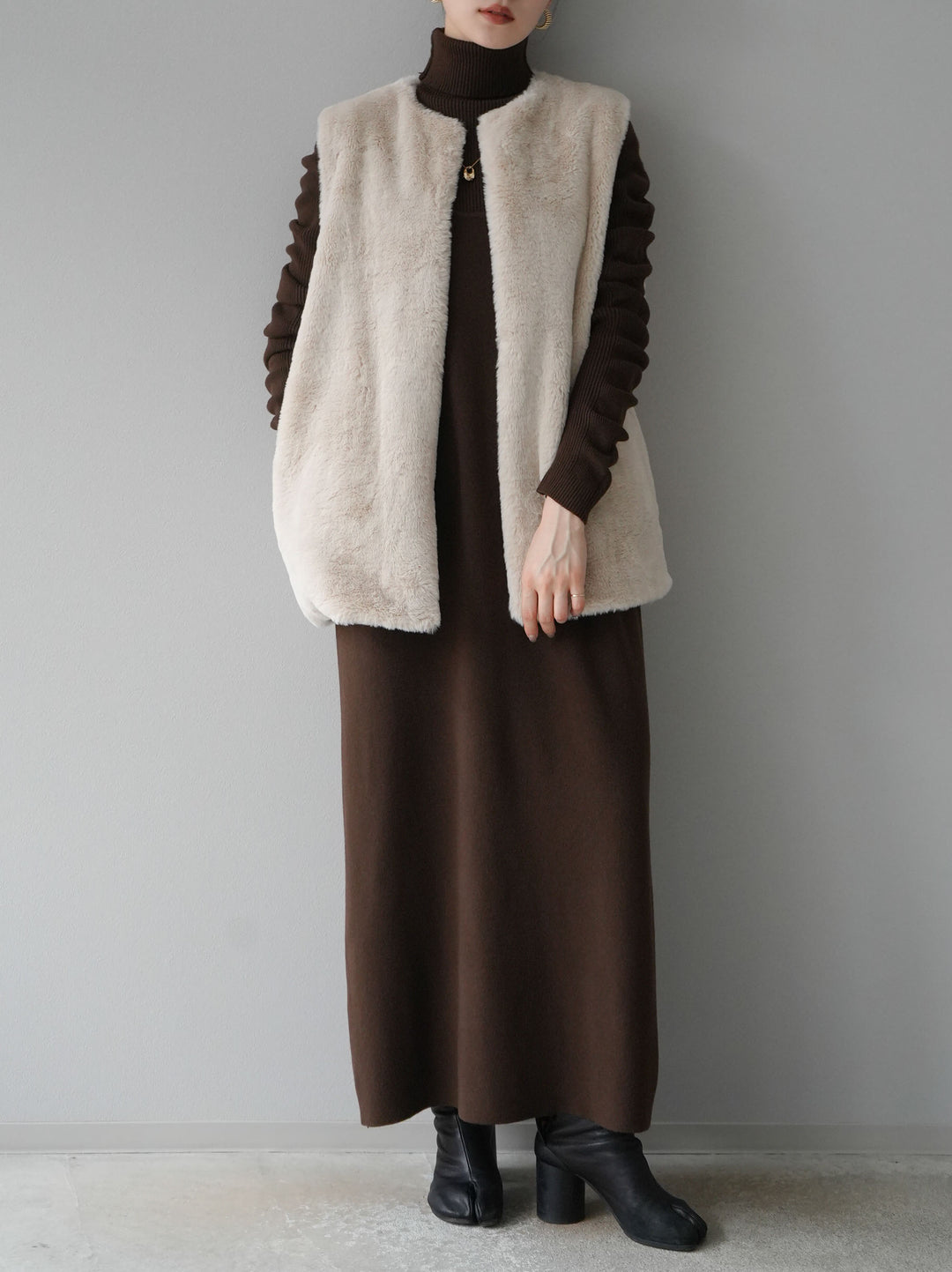 [SET] 設計袖高領針織＆無袖套裝 + 設計袖高領針織＆無袖套裝 (2set)