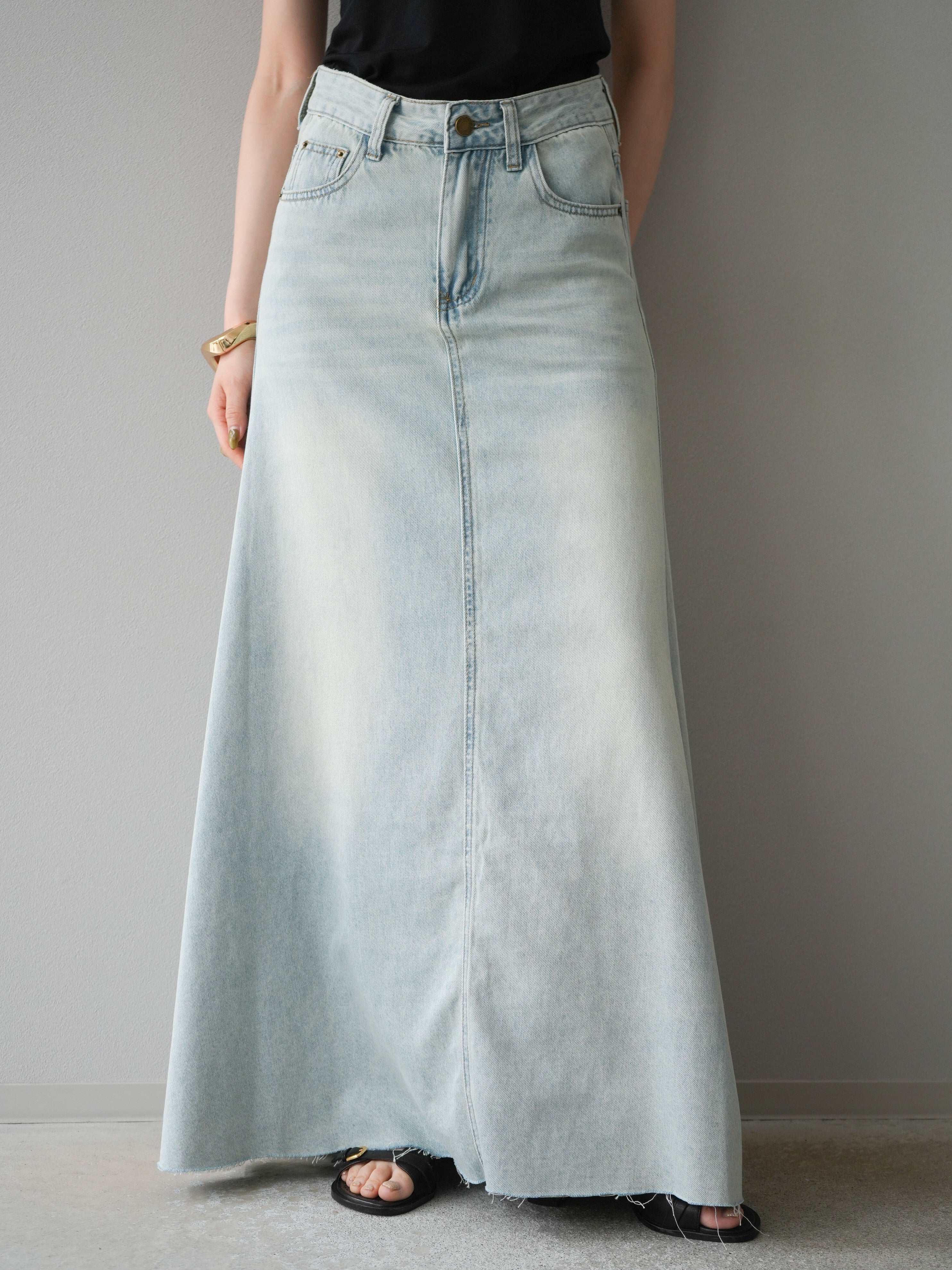 ライトブルー デニム スカート デニムスカートを使った「水色