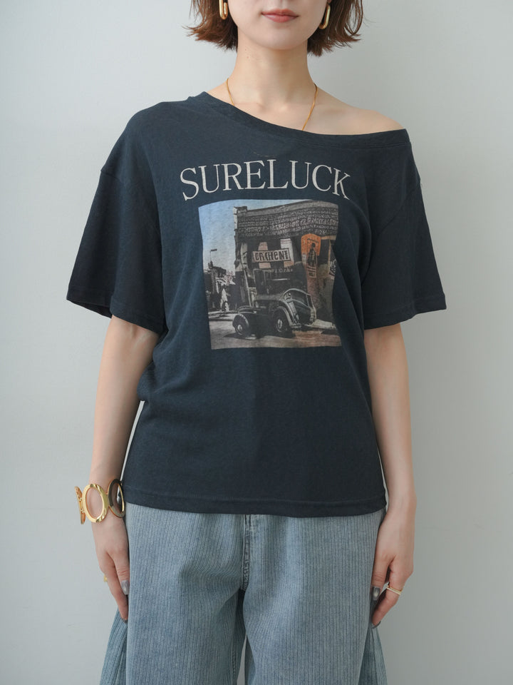 [予約]ワイドネックプリントTEE/navy