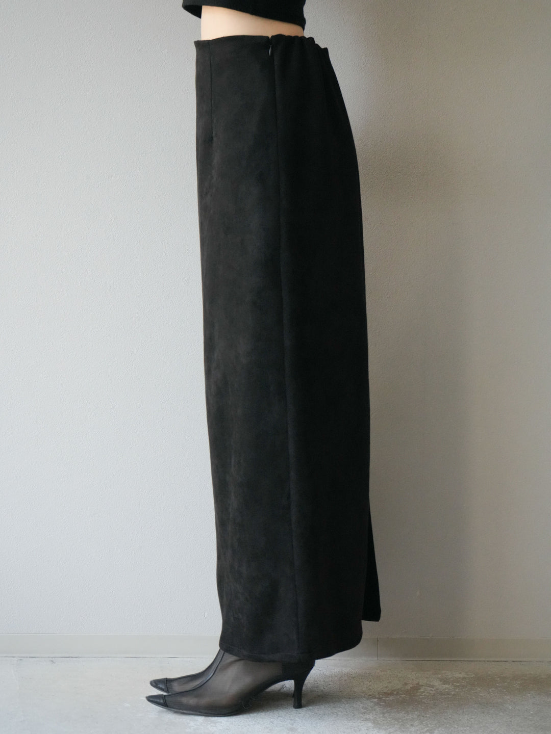 【預訂】羊毛觸感喇叭中大衣/黑色