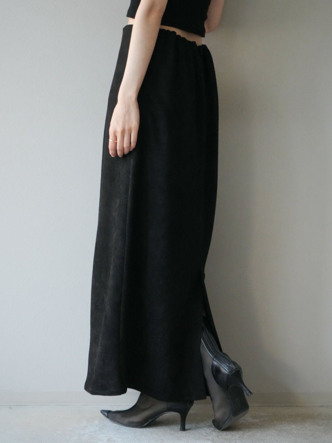 【預訂】羊毛觸感喇叭中大衣/黑色