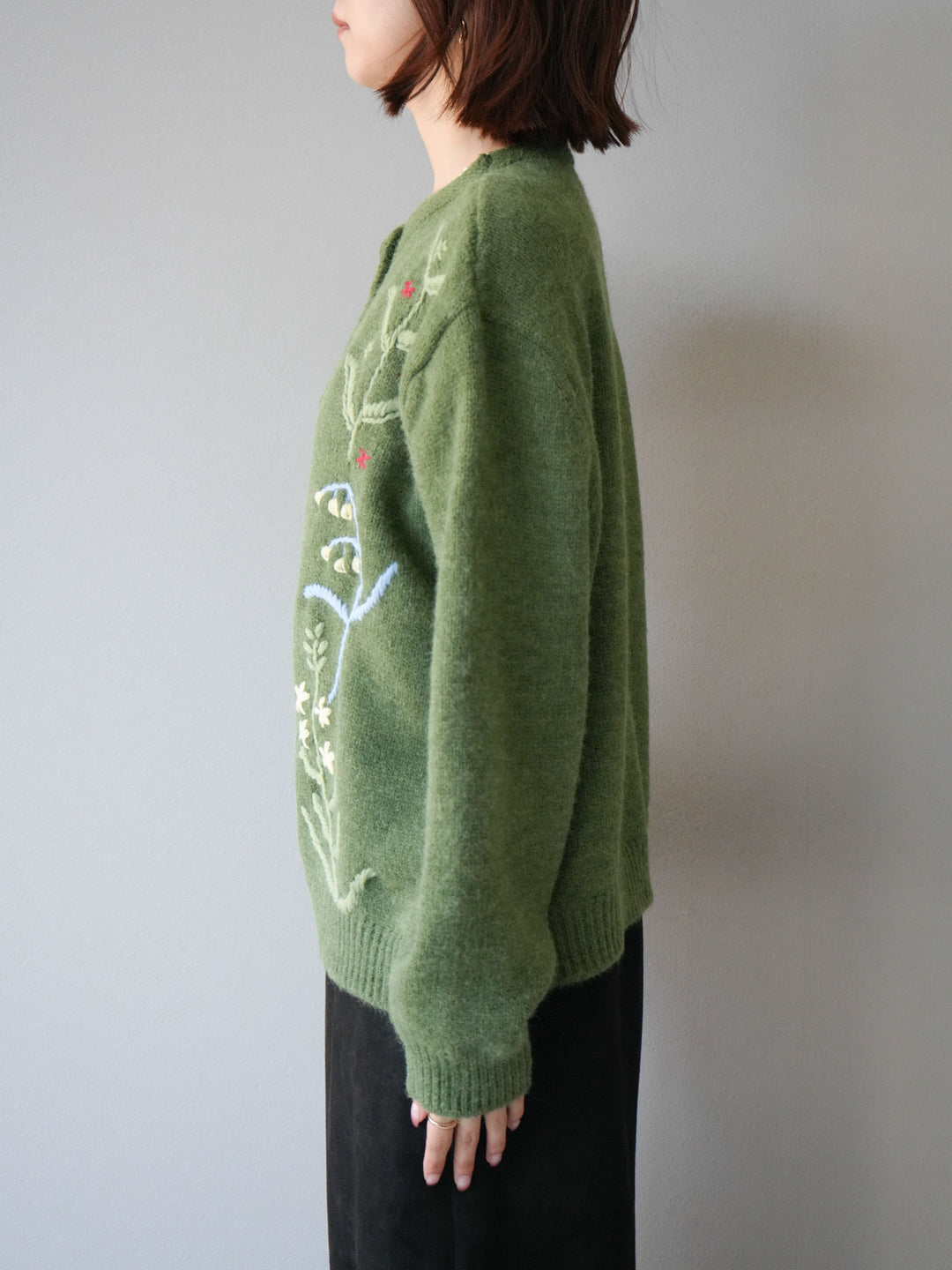 [予約]フラワー刺繍ニットカーディガン/グリーン