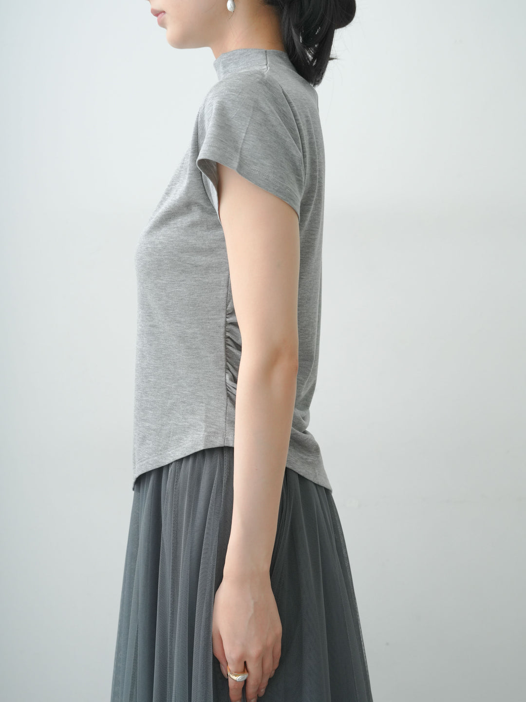 [予約]ヘムアシメバックボタンデザインフレンチトップ/gray
